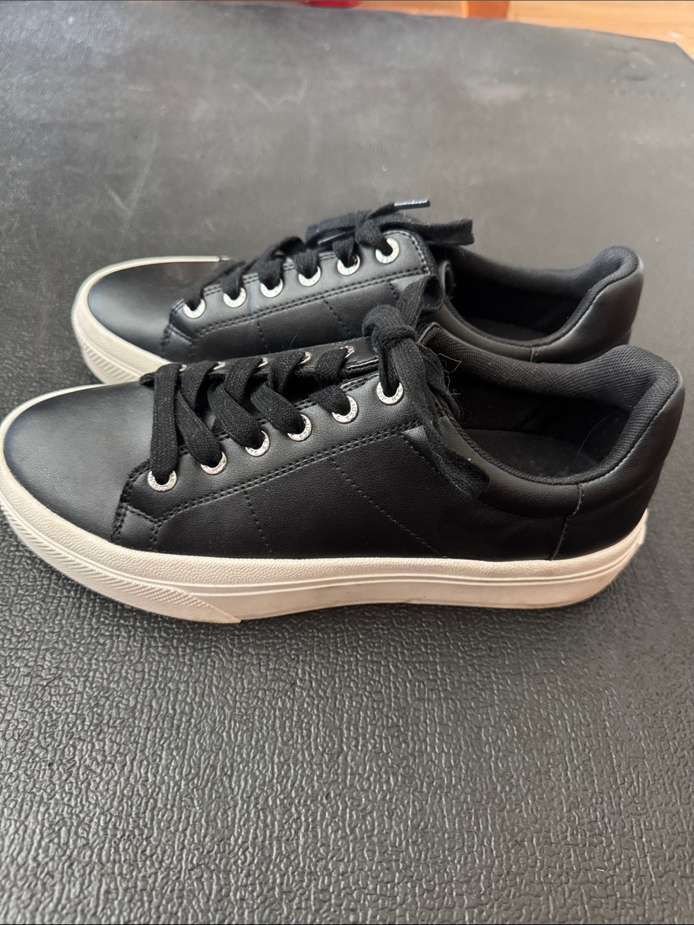 J Slides Black Low-Top Sneakers with Cream Platform